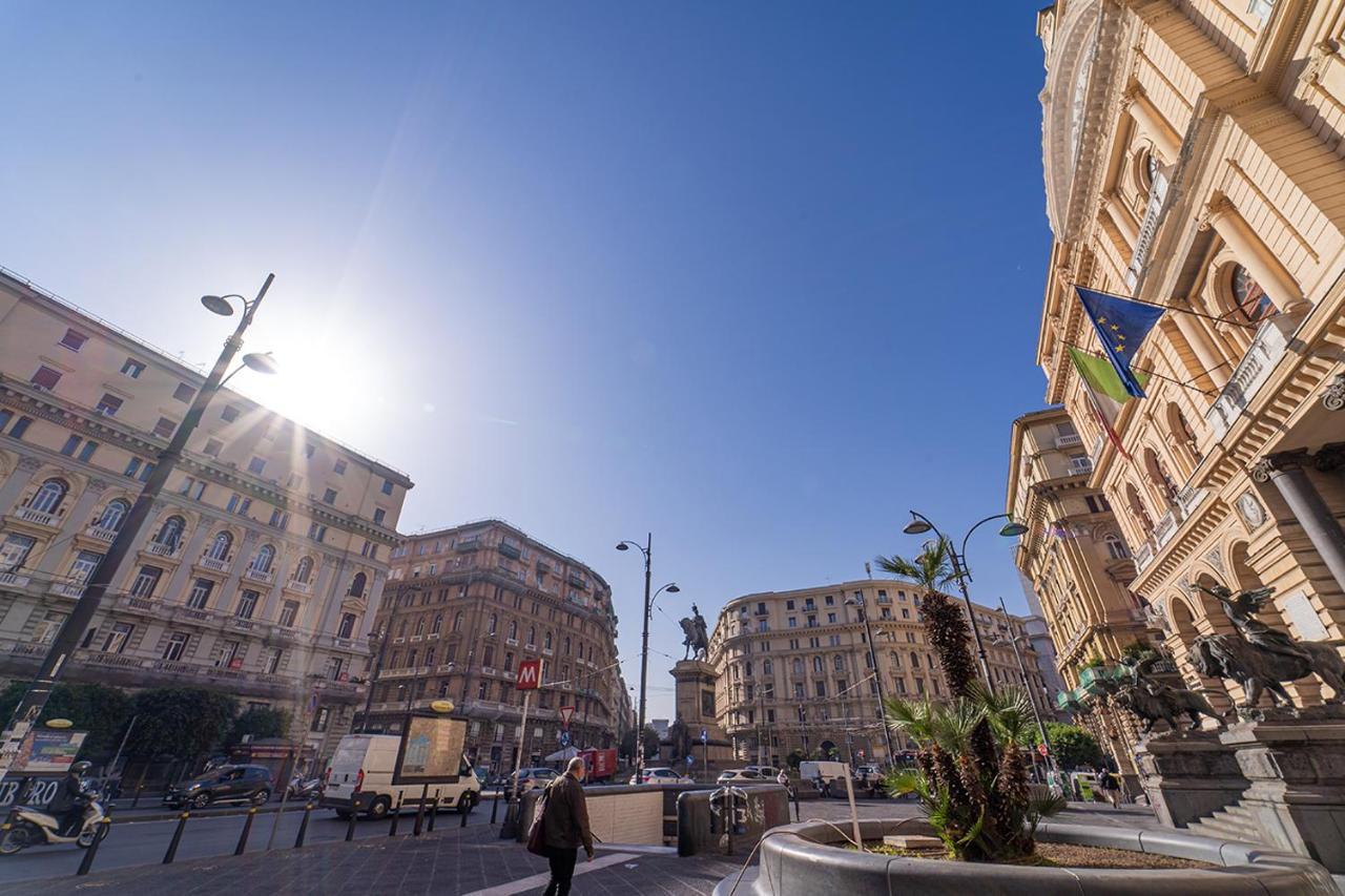 Royal House Napoli Centro, By Clapa Group Hotel Bagian luar foto