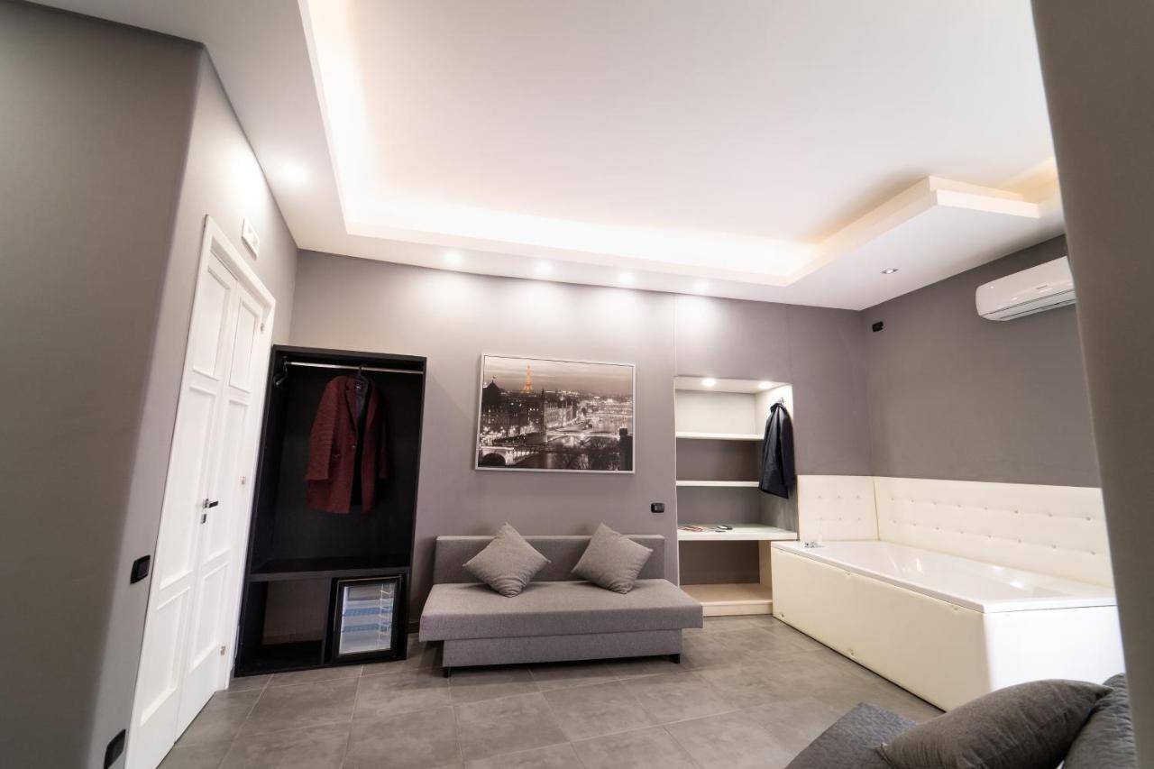 Royal House Napoli Centro, By Clapa Group Hotel Bagian luar foto