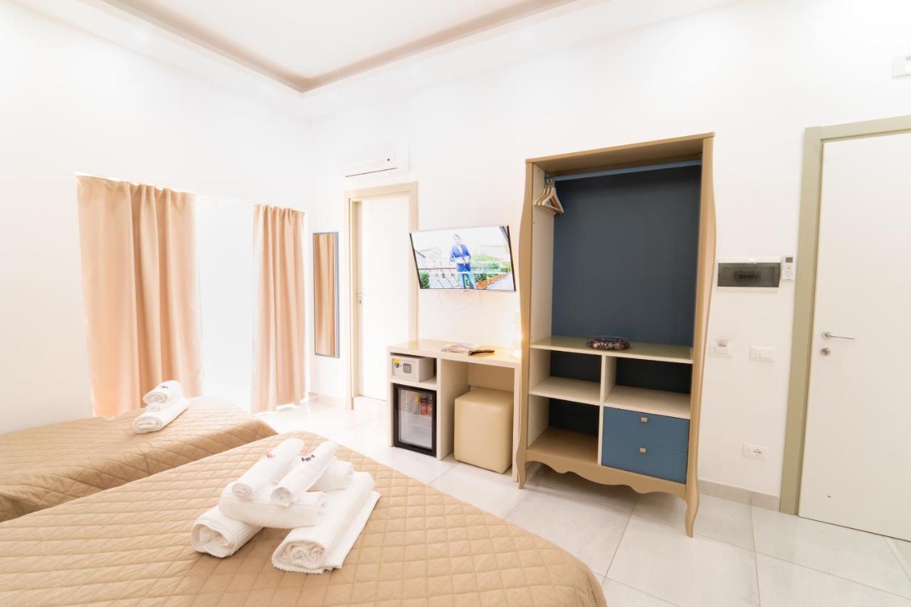 Royal House Napoli Centro, By Clapa Group Hotel Bagian luar foto